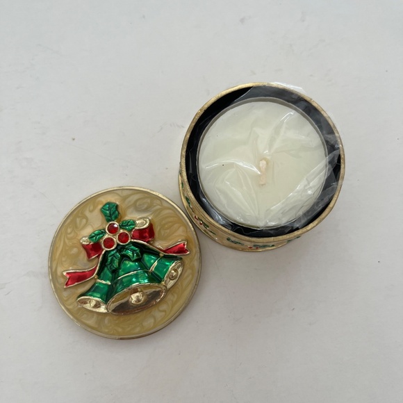 SET OF 2 VINTAGE BOMBAY COMPANY ENAMELED CHRISTMAS TEA LIGHT SET - Picture 3 of 4